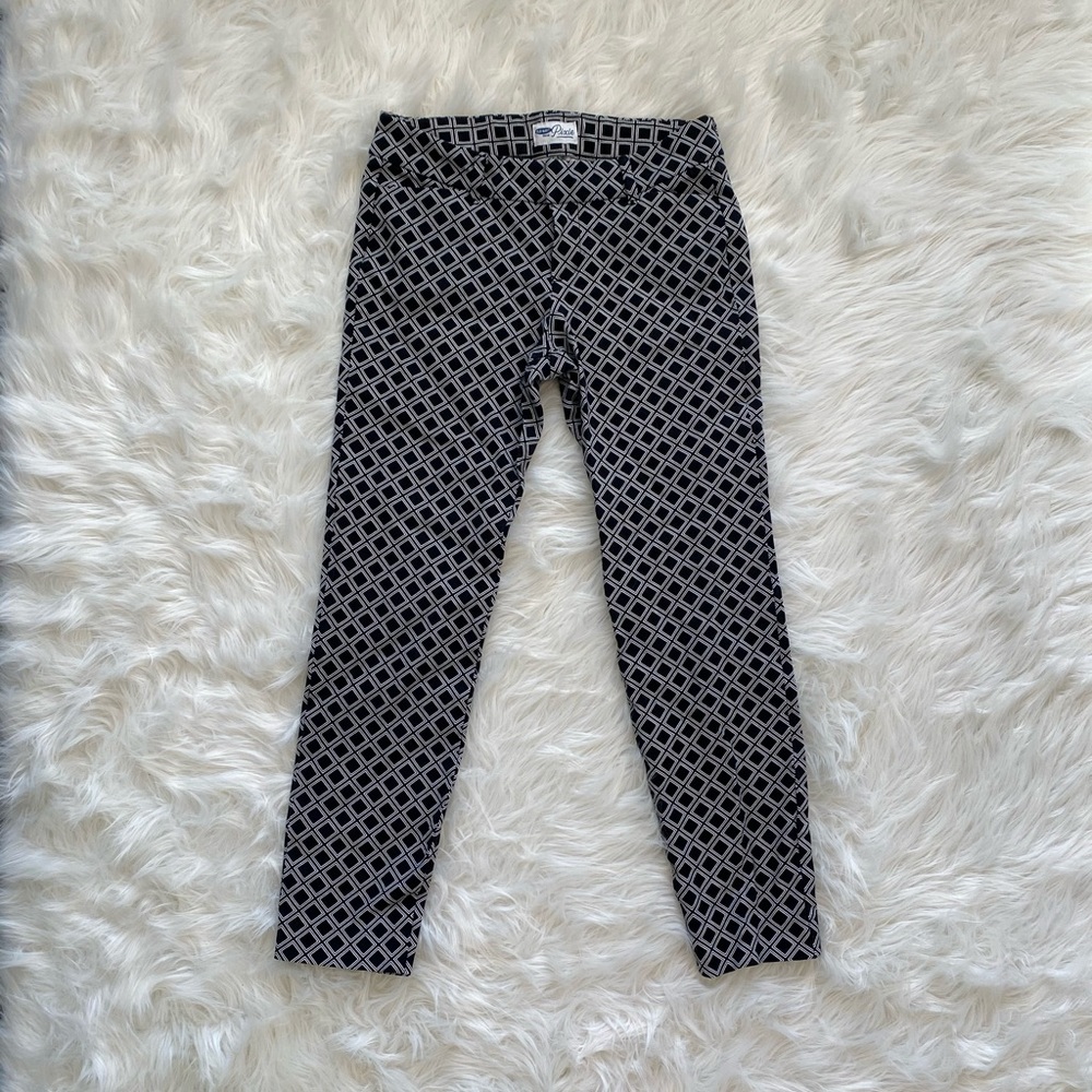 Old Navy Capri Pants